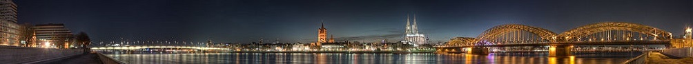 koeln panoramic Image of the old town at dusk 1000